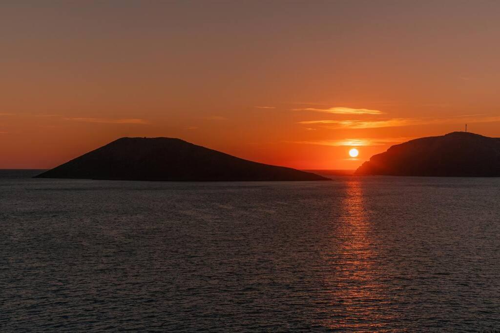 Sunset Dreams Spyros Lägenhet Skaliá Exteriör bild